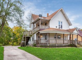 441 Addison St, Elgin, IL