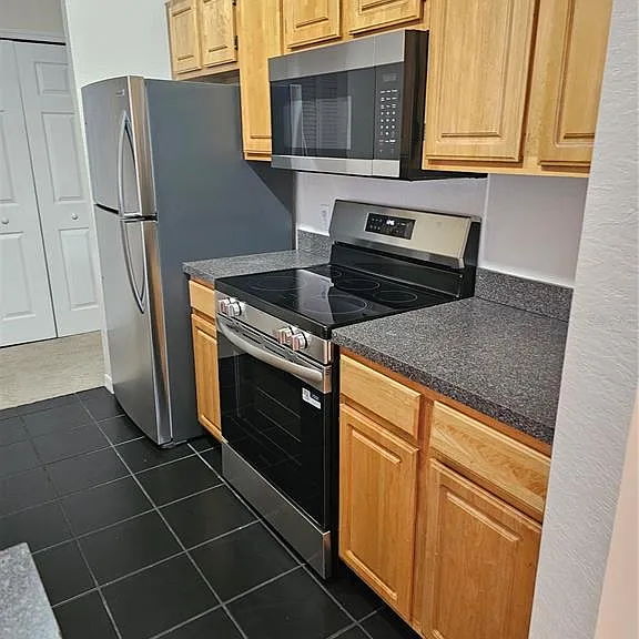 5979 Westgate Dr #1021 — Photo 7