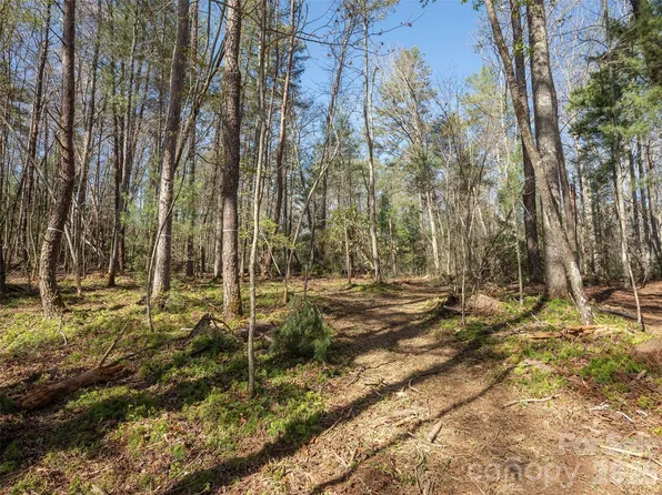 137 Nancy Ashworth Ln #13, Fairview, NC 28730