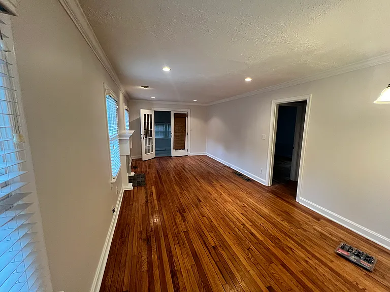 1568 Braeburn Dr SE — Photo 3