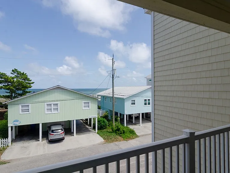 1004 Carolina Beach Ave S #B-4 — Photo 7
