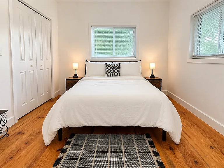 107 S Lake Dr — Photo 24