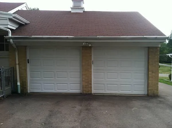 7925 Sagamore Dr — Photo 18