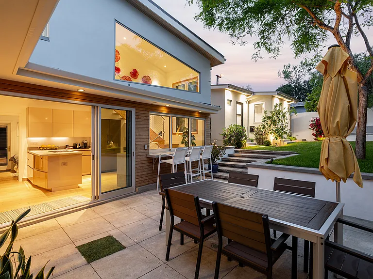 1482 Carmelita St — Photo 34