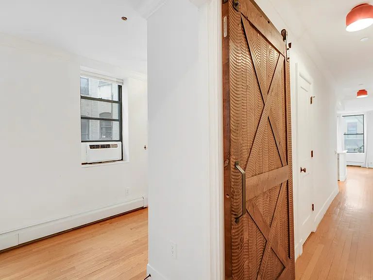 118 W 112th St #4A — Photo 9