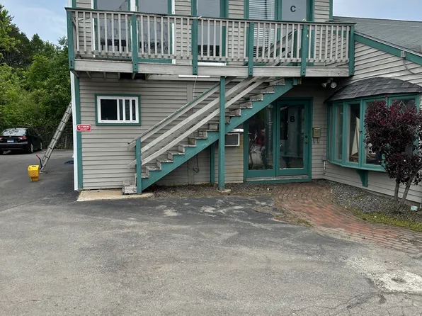 1181 Boston Rd APT C, Haverhill, MA 01835