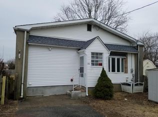 648 Sydney Ave, Union Beach, NJ 07735