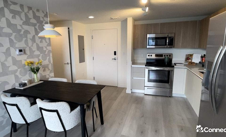 1st image of 3271 NW 87th Ave #2837644