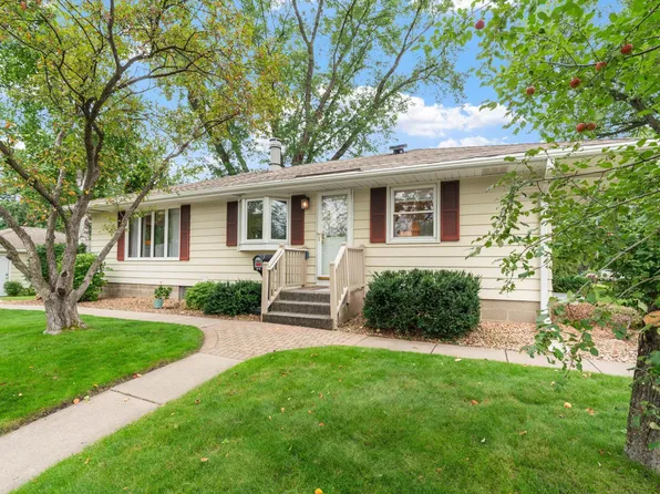 758 109th Ave NW, Coon Rapids, MN 55448