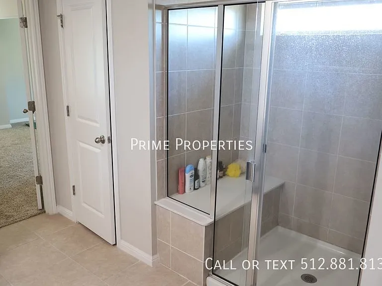 11500 Maple Leaf Way — Photo 22
