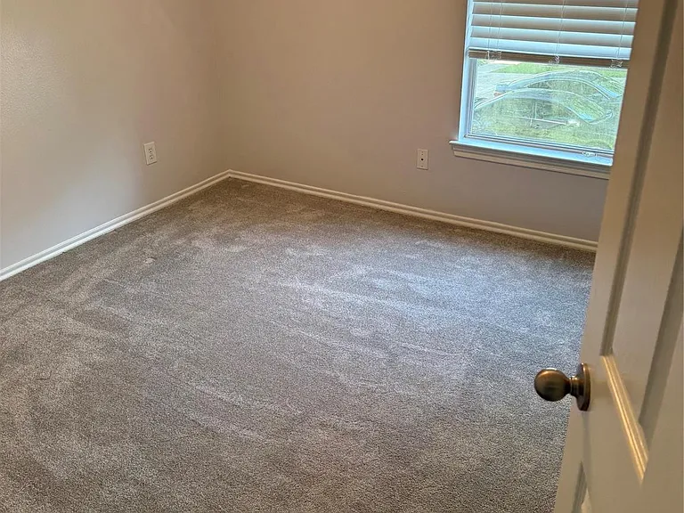 319 Brandy Ridge Ln — Photo 15