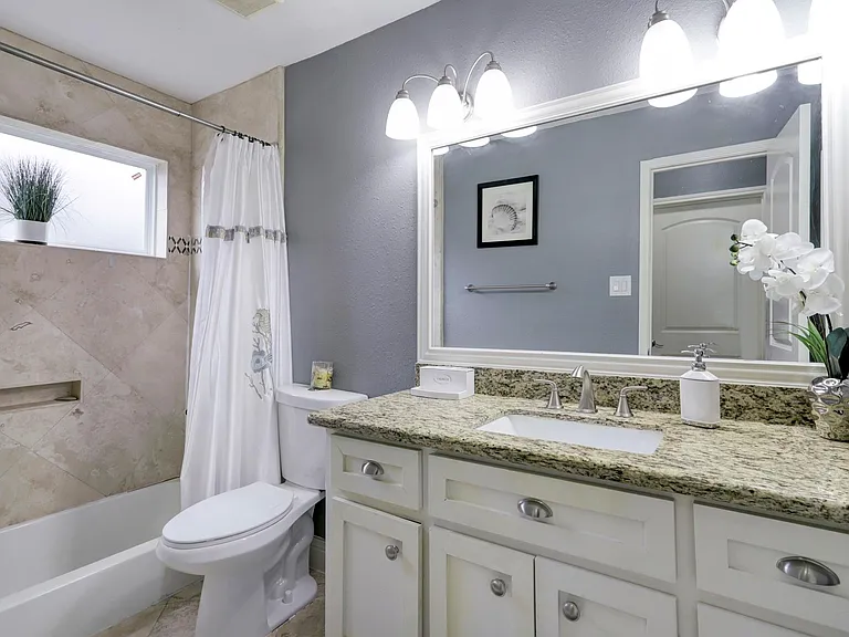 2235 Round Lake Dr — Photo 25