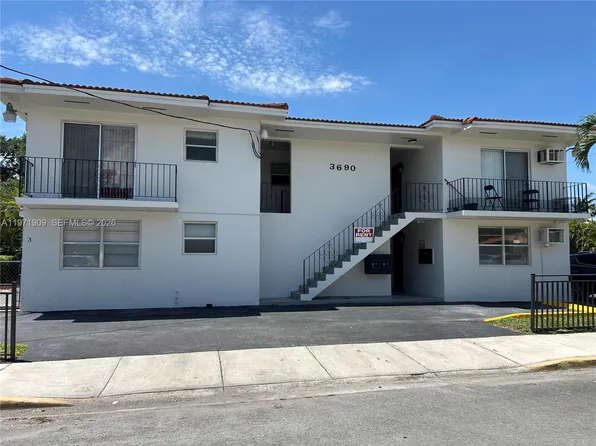 543 SW 37th Ave #4, Miami, FL 33135