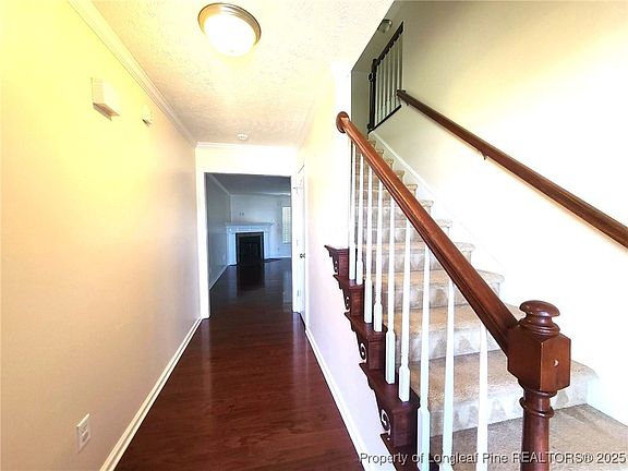 4th image of 123 Royal Briar Ct