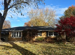 9 Hawthorne Dr, Normal, IL 61761