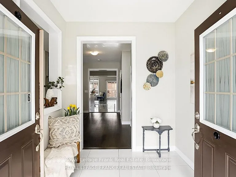 6 Aldridge Ln — Photo 3