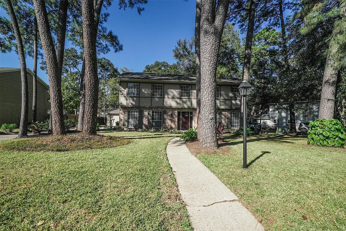 Building Photo - 7818 Beaufort Dr