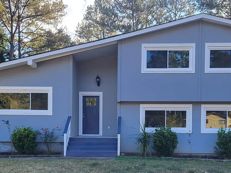 Newly Renovated Home With All New Windows