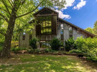 310 Cross Crk, Cobden, IL 62920