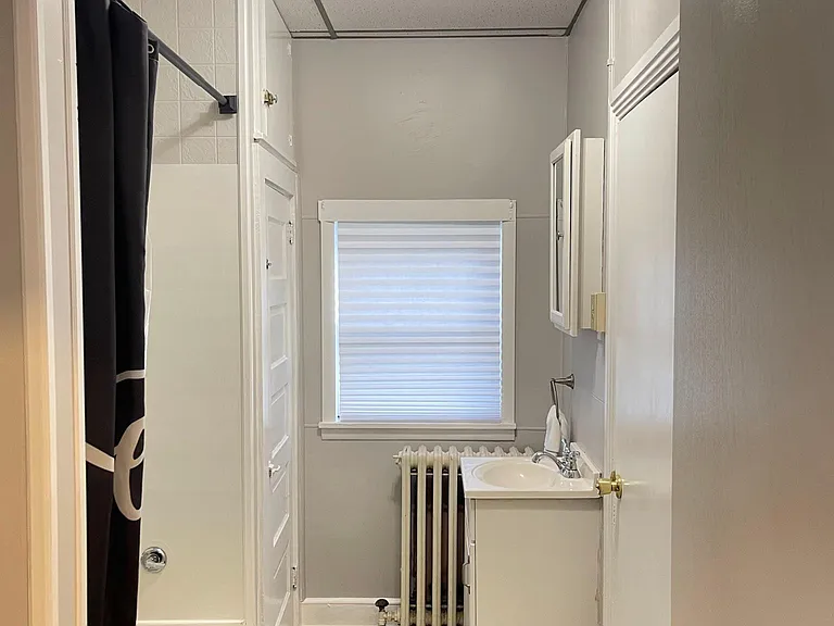 315 W Laurel Blvd #1 — Photo 8