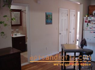 255 Cornelia St APT 2, Brooklyn, NY 11221