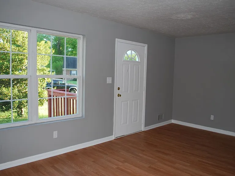 6712 Stana Dr — Photo 11