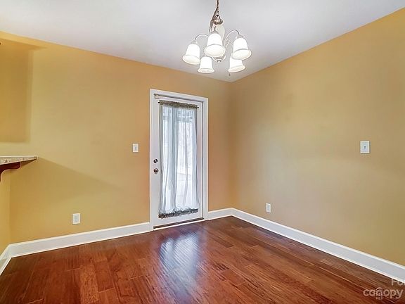 5th image of 869 Estuary Ct #179