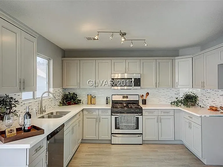 5220 Don Alberto Ct — Photo 2