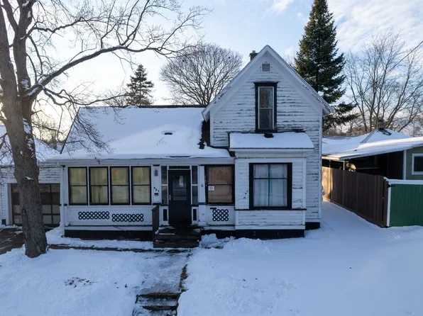 521 Bond St, Cadillac, MI 49601