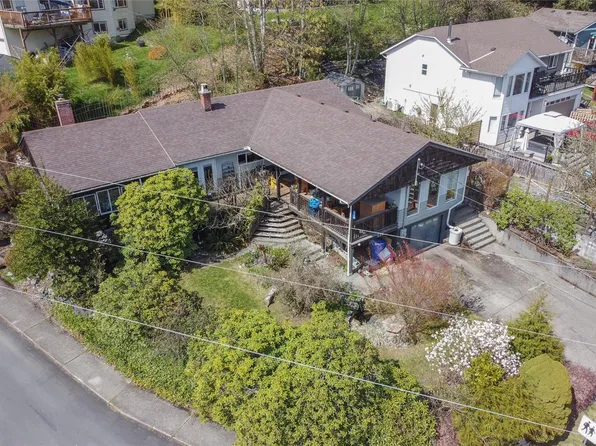 139 N Shore Rd, Lake Cowichan, BC V0R 2G0