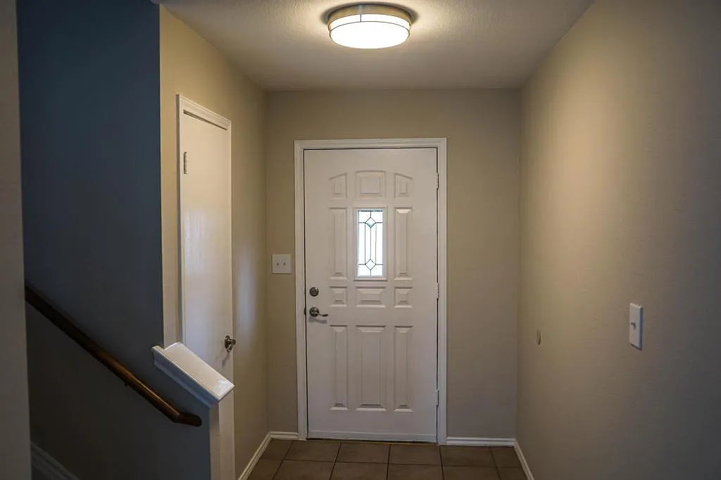 5920 Los Dios Place — Photo 3
