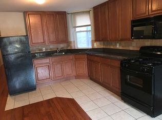 554 Avenue C APT 2A, Bayonne, NJ 07002