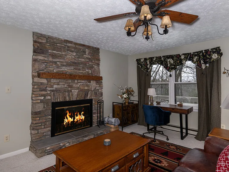 188 Laurel Hill Dr — Photo 13