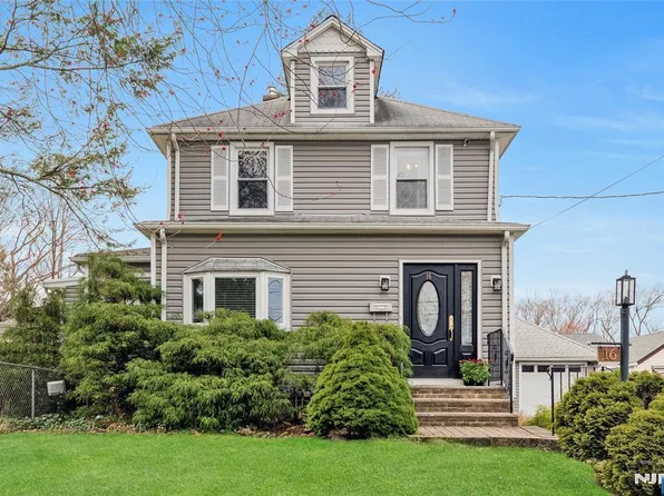 16 Sycamore Ave, Emerson, NJ 07630