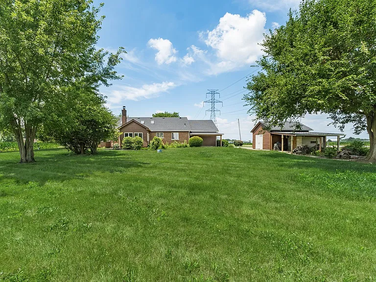 6002 Bowen Rd — Photo 50