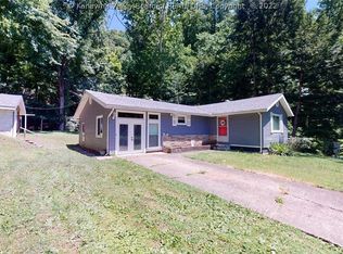 809 Goodwill Rd, Huntington, WV 25704