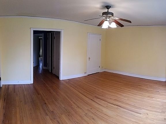 5th image of 1422 N Downing St APT 7