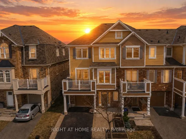525 Cavanagh Ln, Milton, ON L9T 8G4