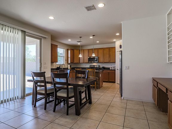4th image of 10833 S 174th Ave