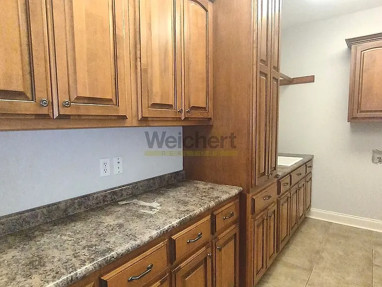 2 Abigail Cv — Photo 18