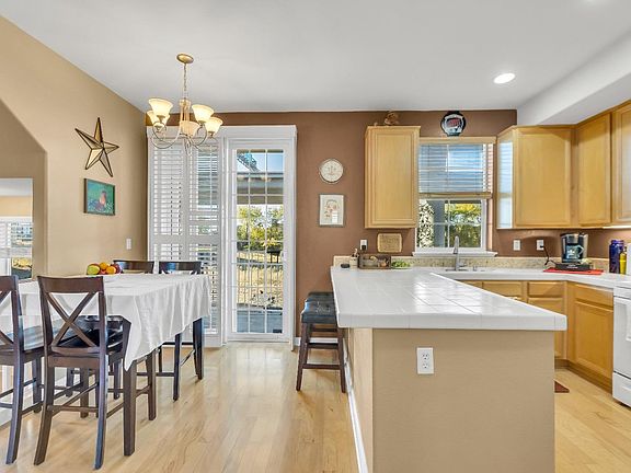 5th image of 6550 Hearthstone Cir APT 1015