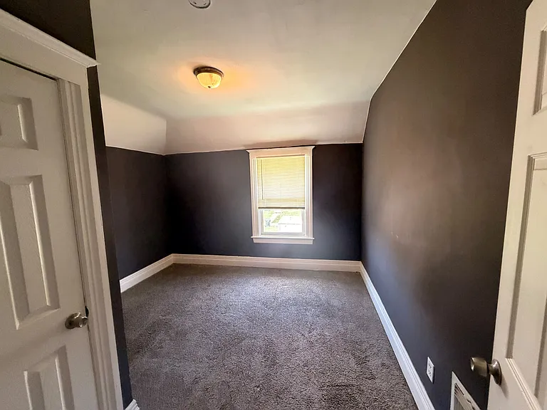 5957 Stanton St — Photo 10