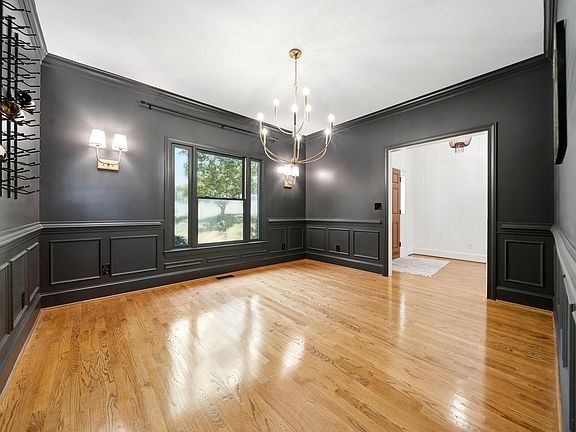 5th image of 701 Gasque Ct