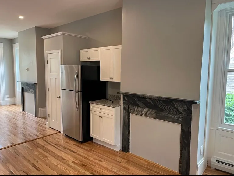 74 3rd St #1 — Photo 3