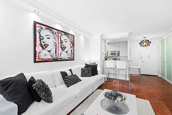 Sold by Corcoran | media 2