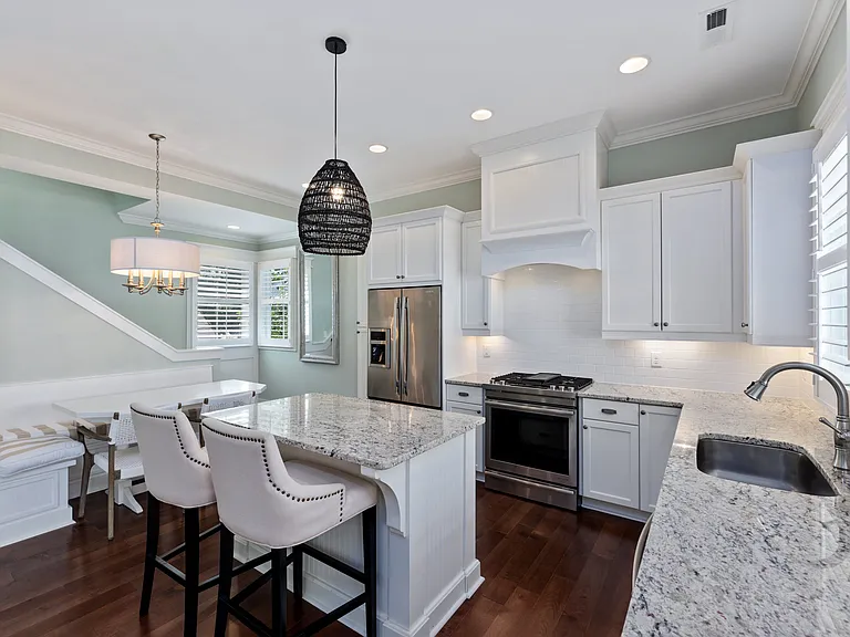 1710 Tearthumb Ct — Photo 10