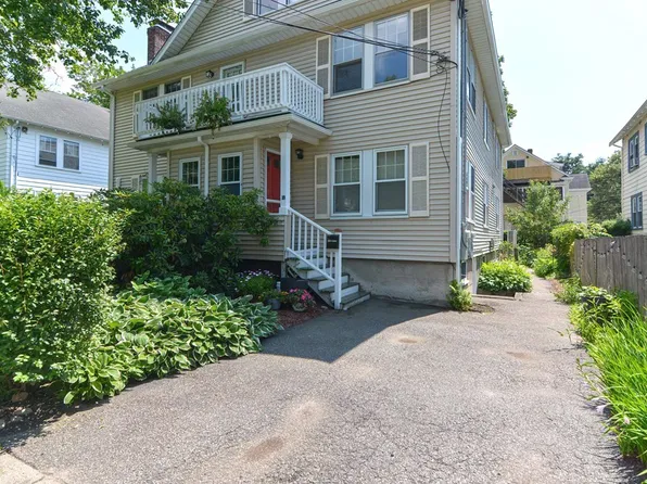 16-18 Whittemore Rd, Newton, MA 02458