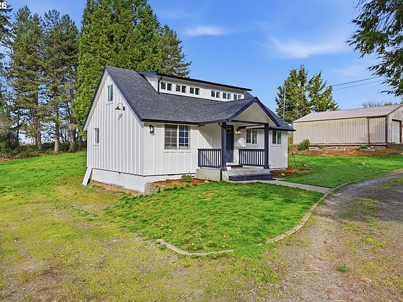 3rd image of 8207 SE Cottrell Rd