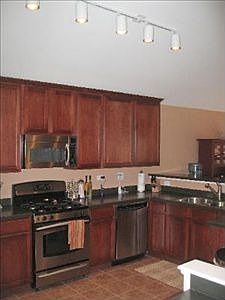 3rd image of 77 Rosehall Dr