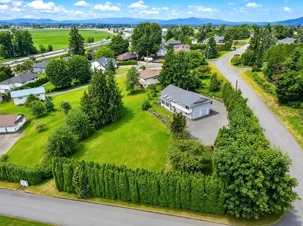 1783 Everett Rd, Abbotsford, BC V2S 7S4